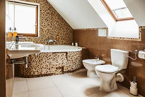 Dwór w Tomaszowicach