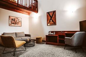 Dwór w Tomaszowicach