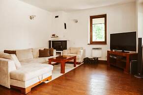 Dwór w Tomaszowicach