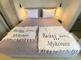 Flaskos Suites