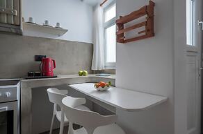 Flaskos Luxury Suites