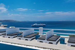 Flaskos Luxury Suites