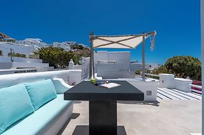 Flaskos Luxury Suites