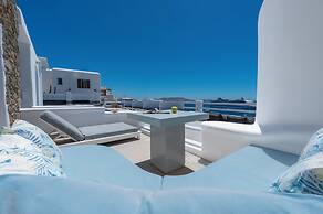 Flaskos Luxury Suites