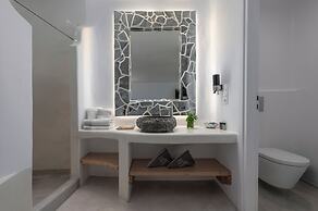 Flaskos Luxury Suites
