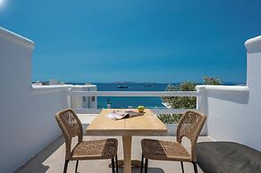Flaskos Luxury Suites