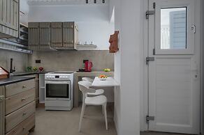 Flaskos Luxury Suites