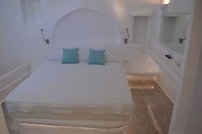 Flaskos Suites