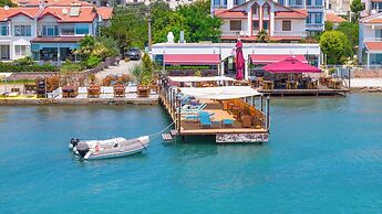 Cunda Ezer Otel