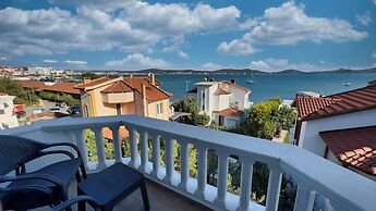 Cunda Ezer Otel