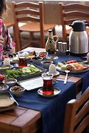 Cunda Ezer Otel