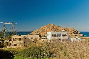 Montemar Studios & Apartments