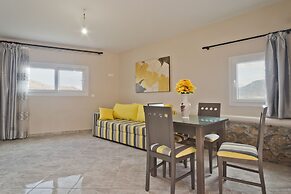 Montemar Studios & Apartments