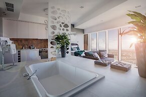 In The Sky - Sky Tower Apartments