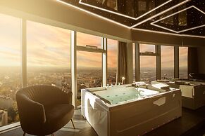 In The Sky - Sky Tower Apartments