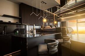 In The Sky - Sky Tower Apartments
