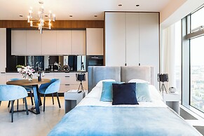 In The Sky - Sky Tower Apartments