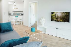 In The Sky - Sky Tower Apartments