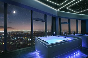 In The Sky - Sky Tower Apartments