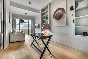 In The Sky - Sky Tower Apartments
