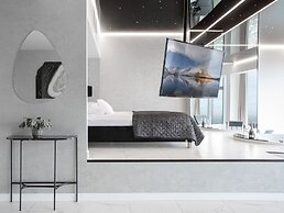 In The Sky - Sky Tower Apartments
