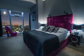 In The Sky - Sky Tower Apartments