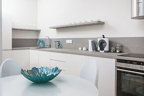 In The Sky - Sky Tower Apartments