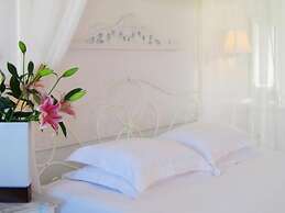 Porto Scoutari Romantic Hotel