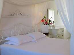 Porto Scoutari Romantic Hotel