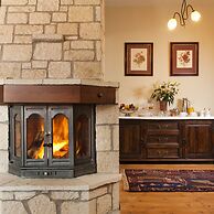 Fretzato Traditional Guest House