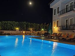 Karaburun Konak Hotel