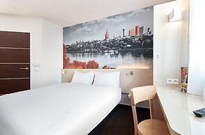 B&B Hotel Warszawa-Okecie