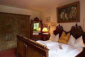 Sunneschlössli Lodge