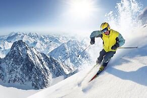 St. George Ski & Holiday