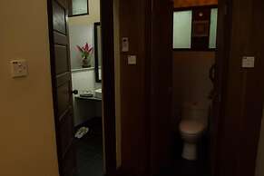 Golden Sunrise Hotel