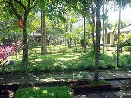 Golden Sunrise Hotel