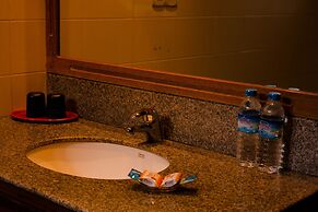 Golden Sunrise Hotel