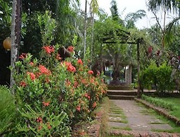 Golden Sunrise Hotel