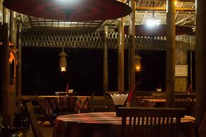 Golden Sunrise Hotel