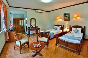 Amazing Chaung Tha Resort