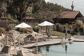 ASTER Boutique Hotel & Chalets