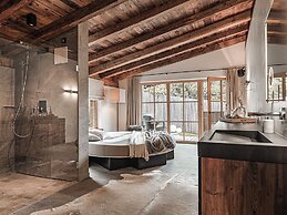ASTER Boutique Hotel & Chalets