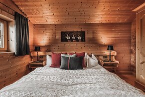 ASTER Boutique Hotel & Chalets