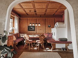 ASTER Boutique Hotel & Chalets