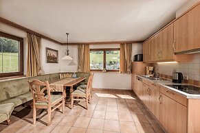 ASTER Boutique Hotel & Chalets