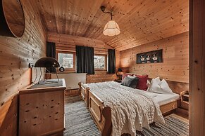 ASTER Boutique Hotel & Chalets