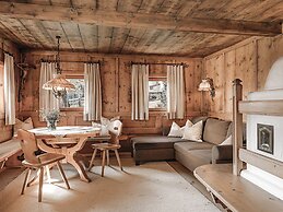 ASTER Boutique Hotel & Chalets
