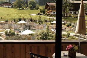 ASTER Boutique Hotel & Chalets