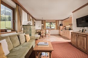 ASTER Boutique Hotel & Chalets