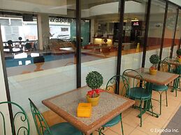 DM Residente Inns and Villas